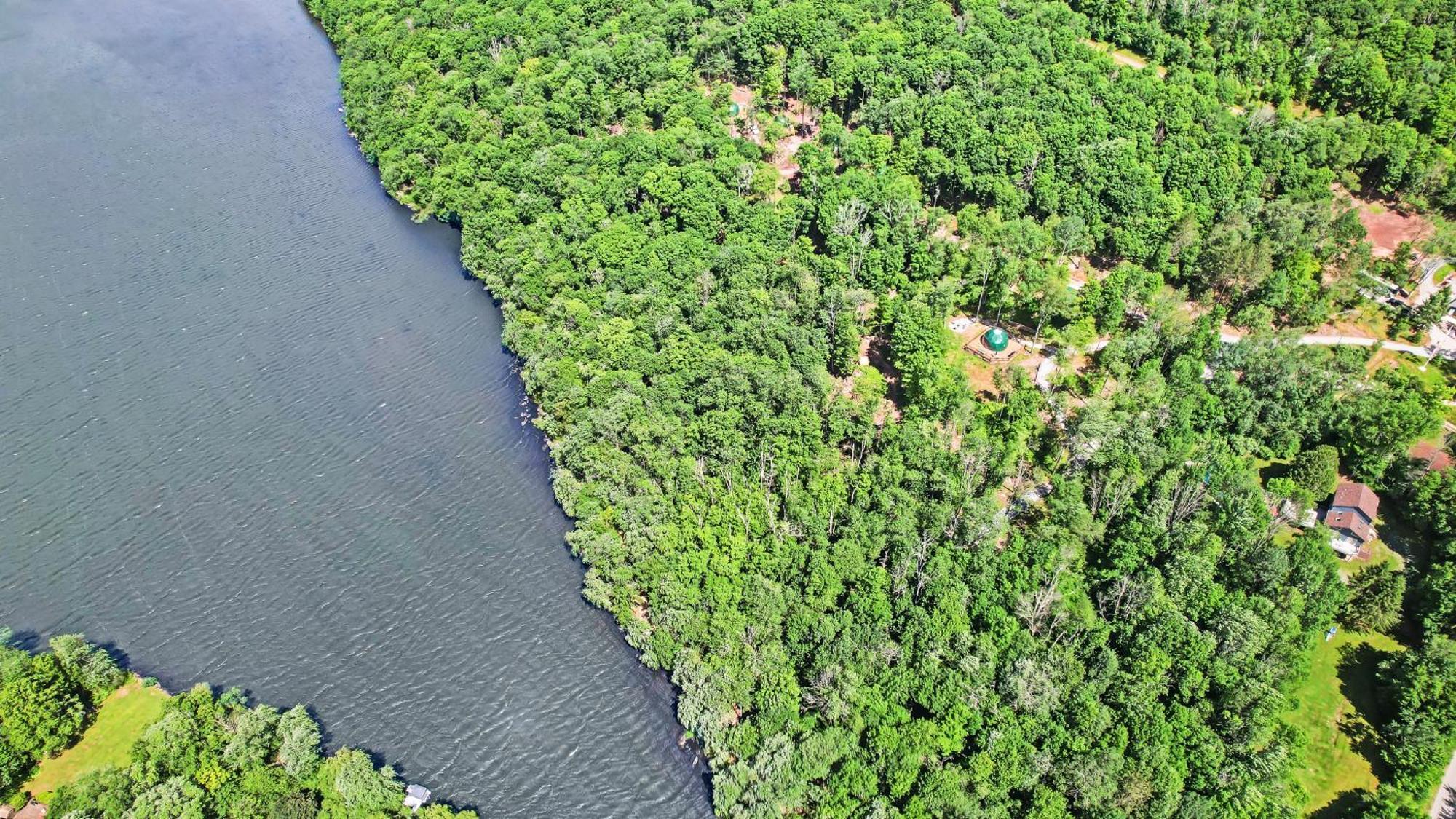 Domes At Catskills Swan Lake Exterior photo